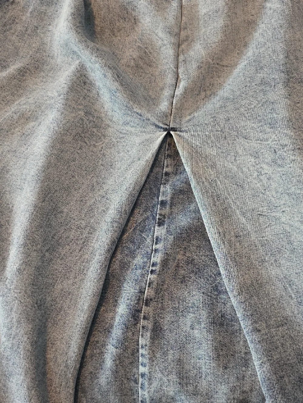 EUC Oli & Hali Large ULTRA WIDE LEG CHAMBRAY TENCEL JUMPSUIT - Picture 8 of 8